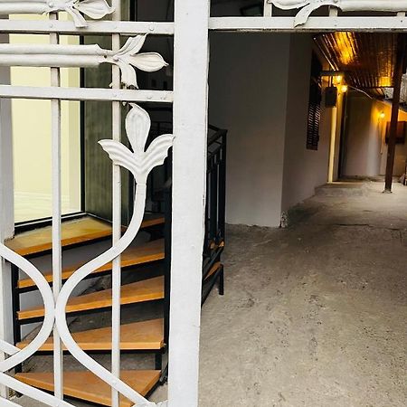 Old Tbilisi Apartment Exterior foto